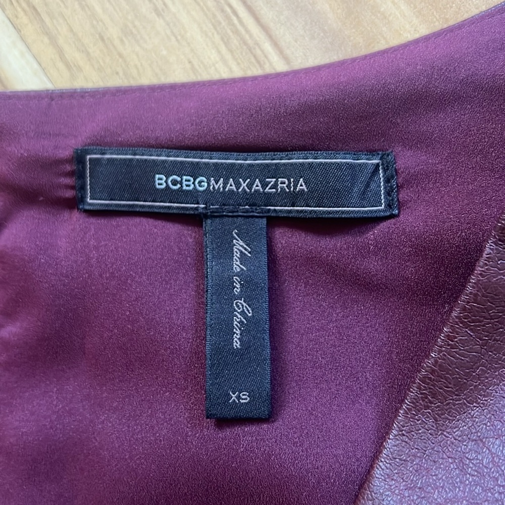BCBGMaxAzria top - Picture 3 of 3